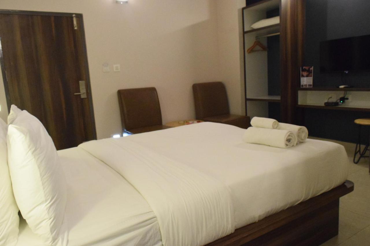 Air Avenue Hotel - Airport Devanahalli Kültér fotó